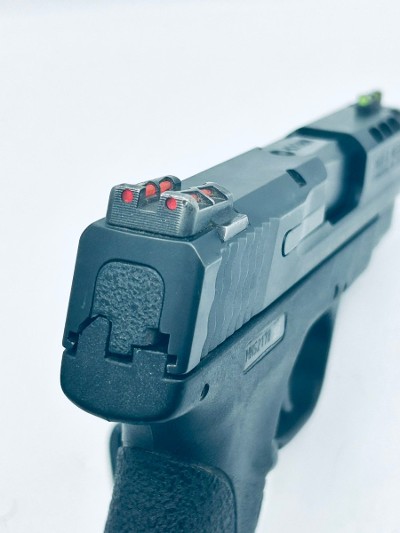 SMITH & WESSON M&P 40 SHIELD PERFORMANCE CENTER 40 Smith & Wesson - Image 6 of 9