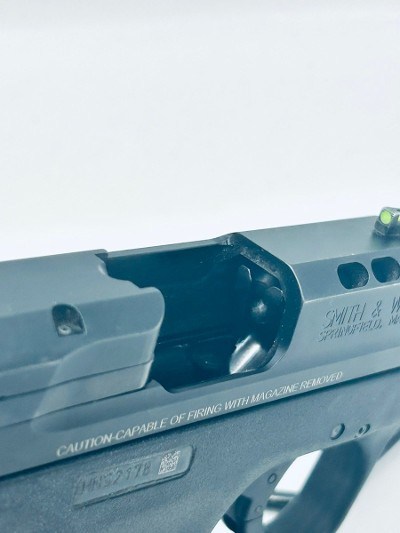 SMITH & WESSON M&P 40 SHIELD PERFORMANCE CENTER 40 Smith & Wesson - Image 7 of 9