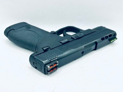 SMITH & WESSON M&P 40 SHIELD PERFORMANCE CENTER 40 Smith & Wesson - Image 5 of 9