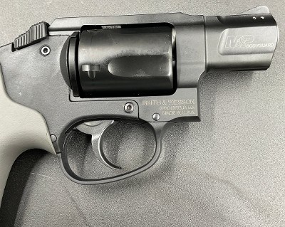 SMITH & WESSON M&P BODYGUARD 38 .38 SPL - Image 9 of 9