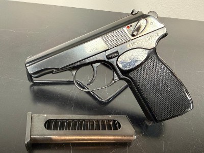 MAKAROV EAST GERMAN MOD .M 1961 9x18MM MAKAROV - Image 1 of 10