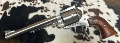 RUGER NEW MODEL SUPER BLACKHAWK .44 MAGNUM - Image 2 of 4