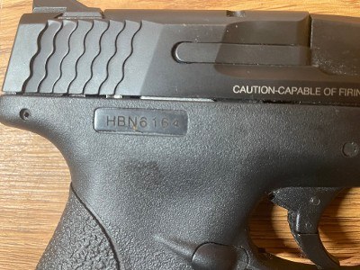 SMITH & WESSON m&p 40 shield.40 S&W - Image 4 of 6