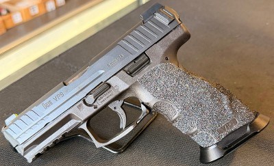 HECKLER & KOCH VP9 9MM LUGER (9x19 PARA) - Image 1 of 3