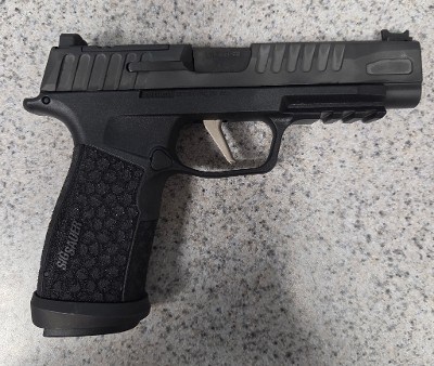 SIG SAUER P365 FUSE 9MM LUGER (9X19 PARA) - Image 2 of 4