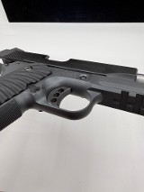 WILSON COMBAT PROFESSIONAL .45 ACP - Image 10 of 13