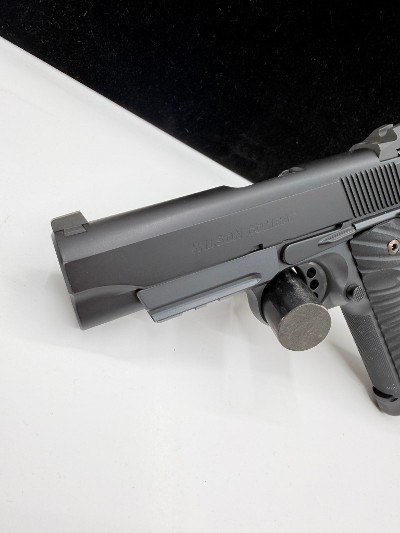 WILSON COMBAT PROFESSIONAL .45 ACP - Image 2 of 13