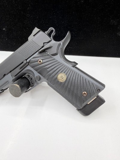 WILSON COMBAT PROFESSIONAL .45 ACP - Image 3 of 13