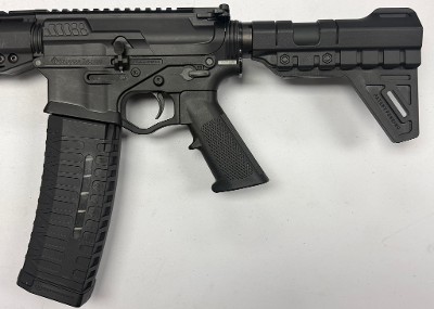 ATI ALPHA MAXX w/ 60RD MAGAZINE & FLIP UP SIGHTS 5.56X45MM NATO - Image 7 of 16