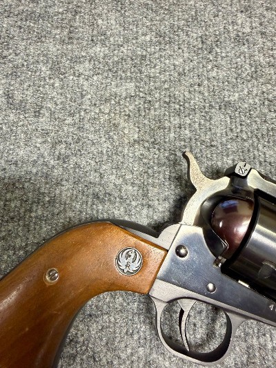 RUGER NEW MODEL BLACKHAWK .45 LC - Image 4 of 6