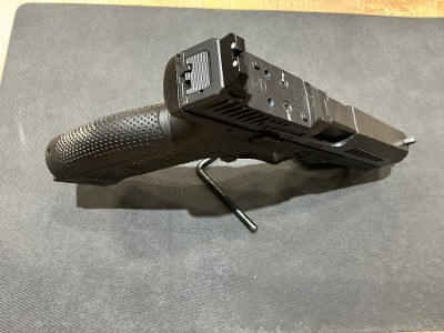 CZ P-10 F 9MM LUGER (9x19 PARA) - Image 4 of 4