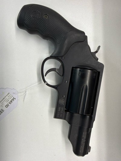 SMITH & WESSON GOVERNOR 410 / 45 - Image 2 of 12