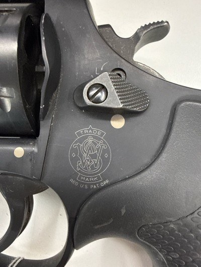 SMITH & WESSON GOVERNOR 410 / 45 - Image 5 of 12