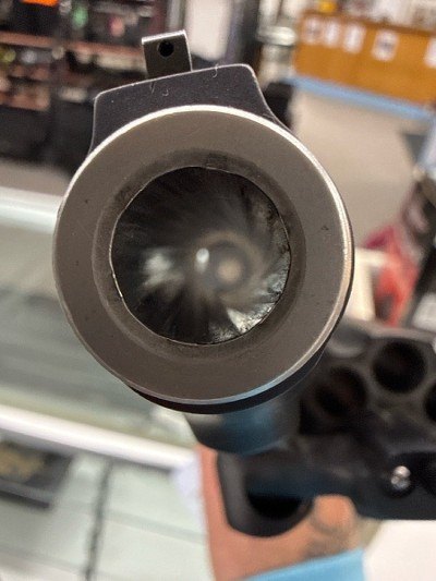 SMITH & WESSON GOVERNOR 410 / 45 - Image 6 of 12