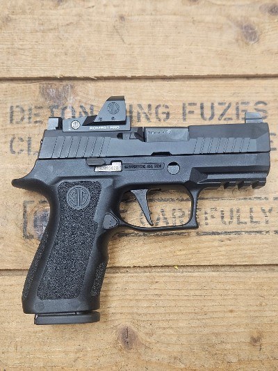 SIG SAUER P320 9MM LUGER (9x19 PARA) - Image 2 of 7