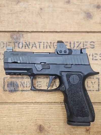 SIG SAUER P320 9MM LUGER (9x19 PARA) - Image 1 of 7