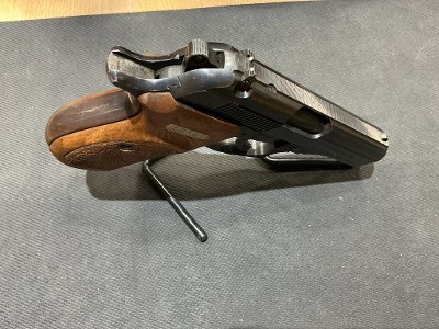BERSA 83 .380 ACP - Image 4 of 4