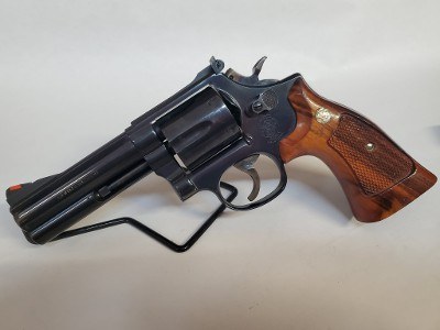 SMITH & WESSON 586 .357 MAG - Image 1 of 7