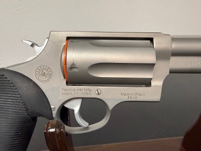 TAURUS THE JUDGE.45 LC/.410 GA - Image 4 of 11