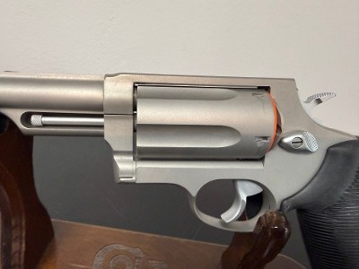 TAURUS THE JUDGE.45 LC/.410 GA - Image 8 of 11