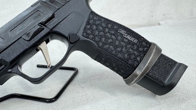 SIG SAUER P365 FUSE 9MM LUGER (9X19 PARA) - Image 6 of 17