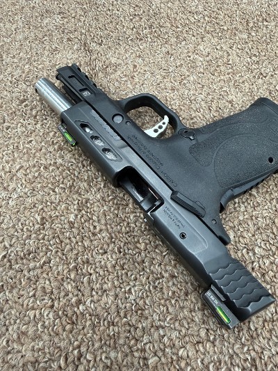 SMITH & WESSON M&P 9 Shielf EZ M2.0 Performance Center 9MM LUGER (9x19 PARA) - Image 7 of 8