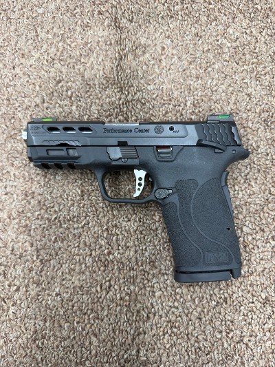 SMITH & WESSON M&P 9 Shielf EZ M2.0 Performance Center 9MM LUGER (9x19 PARA) - Image 1 of 8
