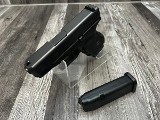 GLOCK 27 GEN 3 40 Smith & Wesson - Image 4 of 4