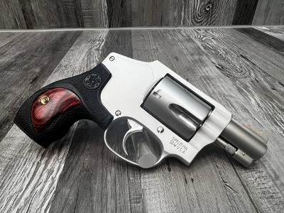 SMITH & WESSON 642-1 (10186) .38 SPL - Image 2 of 4