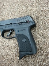 RUGER EC9S 9MM LUGER (9x19 PARA) - Image 3 of 9