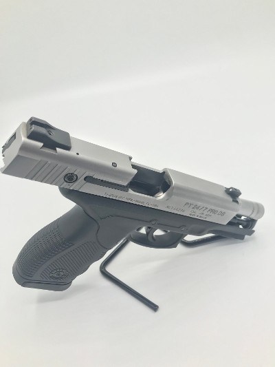 TAURUS 24/7 PRO .45 ACP - Image 7 of 9