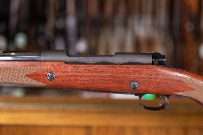 WINCHESTER 70 Super Express .375 H&H MAG - Image 10 of 13