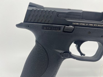 SMITH & WESSON M&P 40 .40 S&W - Image 3 of 6