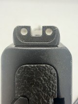 SMITH & WESSON M&P 40 SHIELD M2.0 .40 S&W - Image 11 of 13