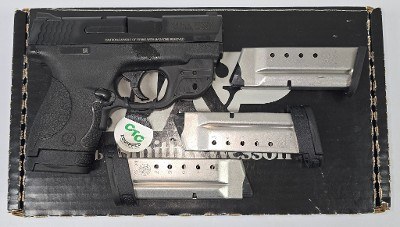SMITH & WESSON M&P40 SHIELD .40 S&W - Image 1 of 8