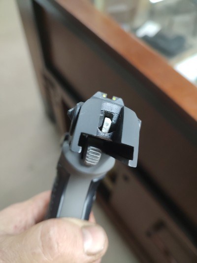 RUGER P85 9MM LUGER (9x19 PARA) - Image 5 of 7