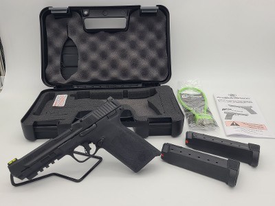 SMITH & WESSON M&P 22 Magnum .22 WMR - Image 1 of 6