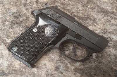 BERETTA 3032 TOMCAT .32 ACP - Image 1 of 5