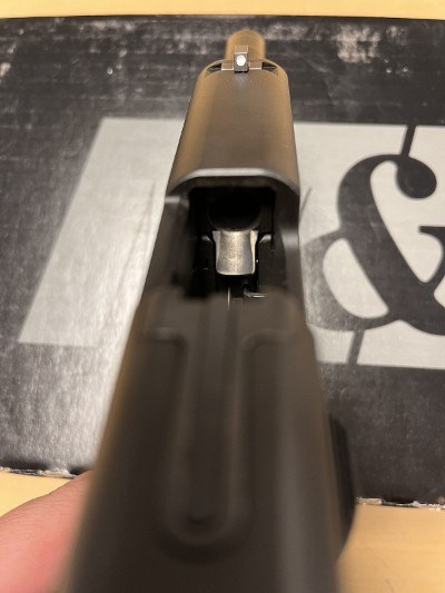 SMITH & WESSON Shield 9 Ez 9MM LUGER (9x19 PARA) - Image 4 of 5
