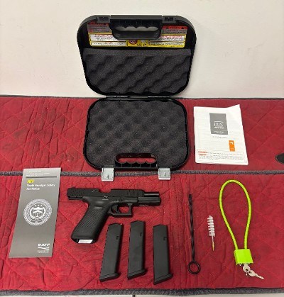 GLOCK 17 GEN 5 9MM LUGER (9x19 PARA) - Image 1 of 3