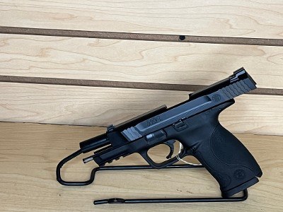 SMITH & WESSON M&P 45 .45 ACP - Image 8 of 11