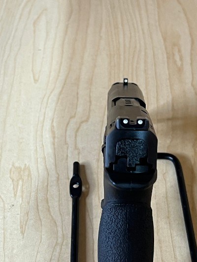 SMITH & WESSON M&P 45 .45 ACP - Image 4 of 11