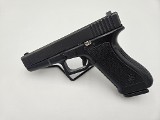 GLOCK 17 9MM LUGER (9x19 PARA) - Image 1 of 9