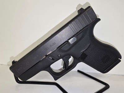 GLOCK 42 .380 ACP - Image 4 of 7