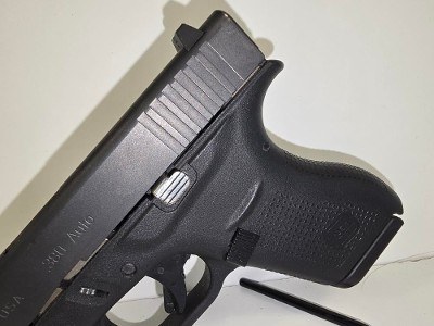 GLOCK 42 .380 ACP - Image 6 of 7