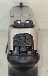 SMITH & WESSON SD40VE 40 Smith & Wesson - Image 7 of 10