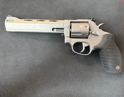 TAURUS 627 TRACKER .357 MAG - Image 1 of 1