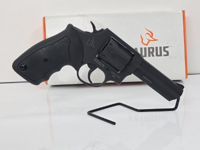 TAURUS 82 .38 SPL - Image 1 of 4