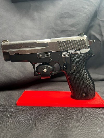 SIG SAUER P6 9MM LUGER (9x19 PARA) - Image 4 of 4