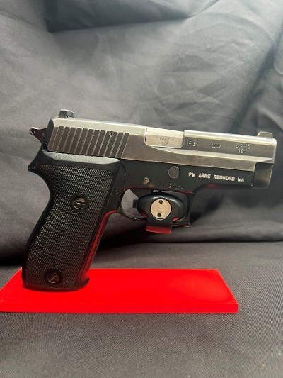 SIG SAUER P6 9MM LUGER (9x19 PARA) - Image 1 of 4